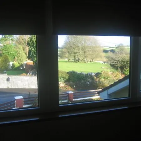 Bed & Breakfast Breezy Heights Cross (Mayo)