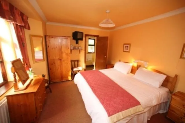 Breezy Heights Bed & Breakfast 3*