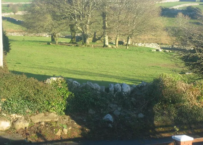 Breezy Heights Cross (Mayo)